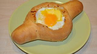 Хачапури по-аджарски