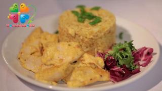 Пряный рис в индийском стиле с курицей карри