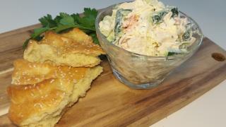Узбекская кухня. Салат «Бахор» и сдобная лепешка