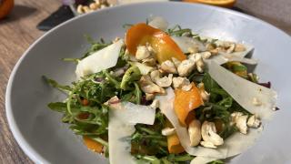 Готовим за минуты к Новому году! Необычные салаты для праздничного стола