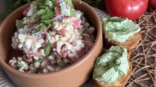 Тот самый трендовый салат из помидоров и нежнейшая намазка